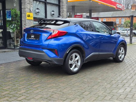 2018 Toyota C-HR LUNA HYRBID AUTO. HUGE SPEC. FINANCE ARRANGED. SIMI. AA APPROVED. €18,950 thumbnail