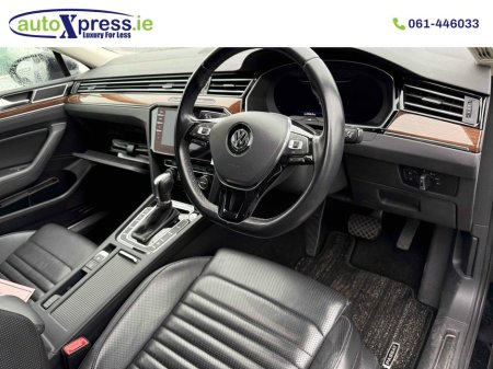 2020 Volkswagen Passat 2.0 TDI HIGH LINE Automatic, Low mileage €27,995 thumbnail