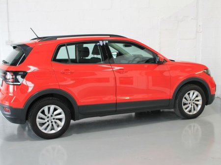 2020 Volkswagen T-Cross Life 1.0 TSI M5F 95HP 5DR €19,999 thumbnail