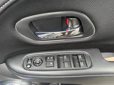 2015 Honda HR-V  €14,890 thumbnail