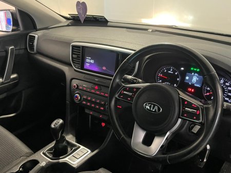 2021 Kia Sportage 2 CRDI ISG MHEV €23,900 thumbnail