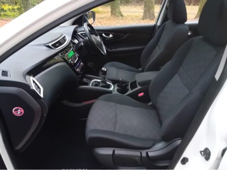 2016 Nissan Qashqai 1.5DCI  SV MY16 E6  5 DOOR SUV  @ REDDY2DRIVE LTD €9,995 thumbnail