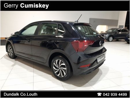 2022 Volkswagen Polo Life | 1.0 MPI 80HP €17,450