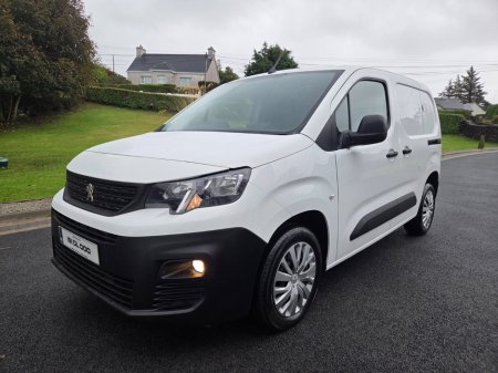 2019 Peugeot Partner  €11,450
