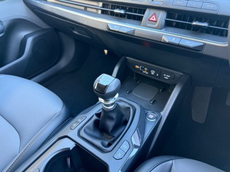 2026 Kia K4 K3 1.0 TGDI MHEV €35,750 thumbnail