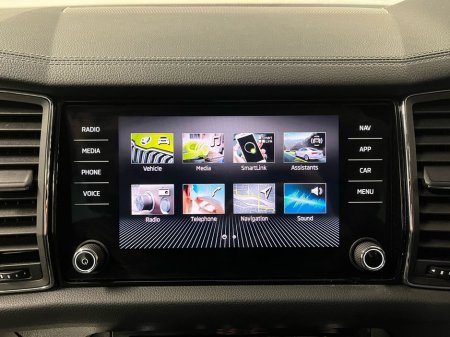 2023 Skoda Kodiaq Ambition 7 Seat DSG 2.0TDI 150BHP - Reversing Camera - Climate Control - Cruise Control - Heated Seats - Keyless Start - Apple CarPlay/Android Auto €40,950 thumbnail