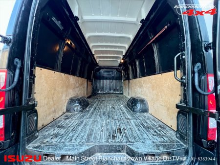 2023 Renault Master RWD LHL VAT QUALIFIED FINANCE ME €32,900 thumbnail