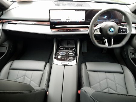 2025 BMW 5 Series 530e M Sport €66,995