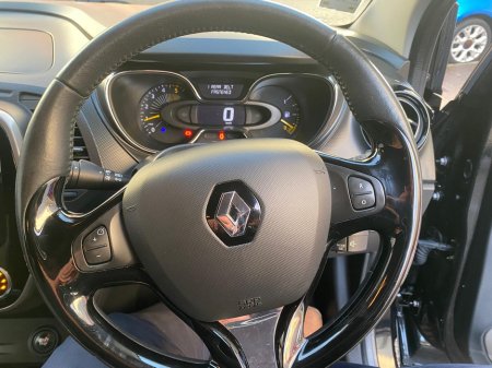2015 Renault Captur LIFE 1.5 DCI 90 4DR €7,995 thumbnail