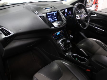 2017 Ford Kuga TITANIUM 2.0 TD 120 S6 M6 F 5DR FWD €14,950 thumbnail