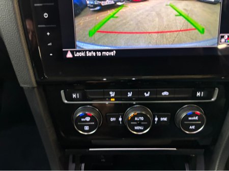 2018 Volkswagen Golf Automatic DSG  Bluemotion Hiline only 34000 kms €19,499 thumbnail