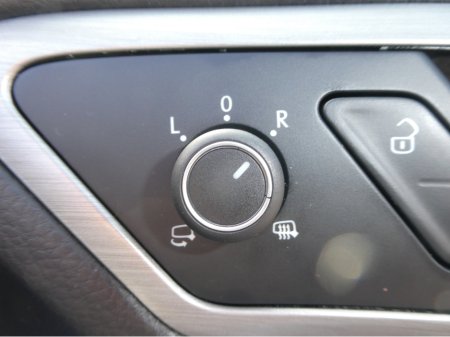 2015 Volkswagen Golf with NCT €13,950 thumbnail