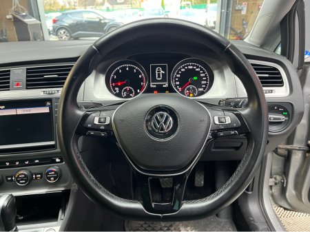 2016 Volkswagen Golf €15950 2016 VOLKSWAGEN GOLF 1.2 TSI CONFORTLINE CONNECT 1.2 AUTOMATIC / CRUISE CONTROL / REVERSE CAMERA €15,950 thumbnail