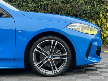 2020 BMW 1 Series 118D M-SPORT 2.0 AUTO // VERY LOW MILEAGE // SUEDE M-SPORT INTERIOR // REVERSE CAMERA // WIRELESS CHARGING BAY €27,950 thumbnail