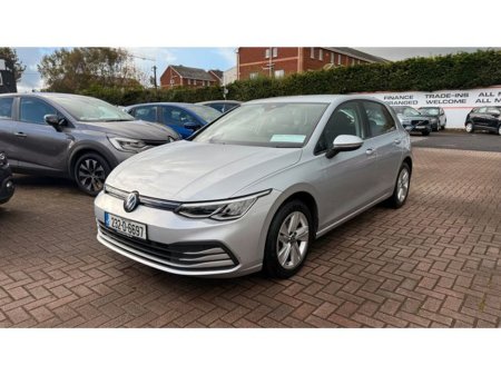 2023 Volkswagen Golf Life 1.0 TSI 110HP 5DR €28,990