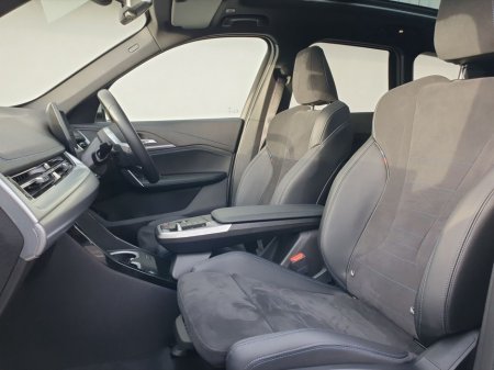 2025 BMW iX1 eDrive20 M Sport €49,995 thumbnail