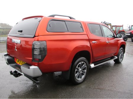 2021 Mitsubishi L200 2.3 DID BARBARIAN €26,829 thumbnail