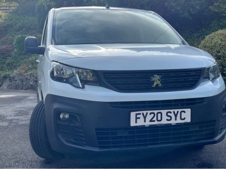 2020 Peugeot Partner PROFESSIONAL L1 B BLUEHDI