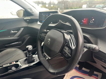 2022 Peugeot 2008 1.2 Puretech 100bhp Allure €21,895 thumbnail