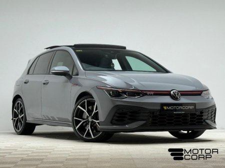 2022 Volkswagen Golf GTI CLUBSPORT 2.0 TSI 300HP *PAN ROOF* €49,990