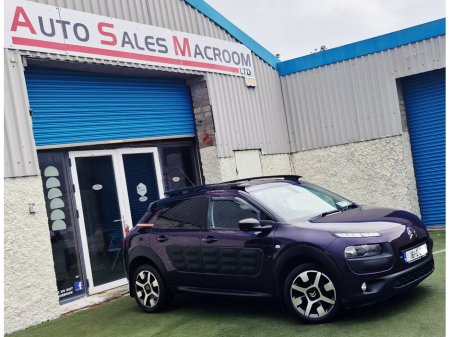2016 Citroen C4 Cactus BLUEHDI 100 FLAIR Sat Nav Glass Roof