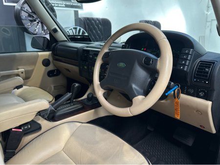2004 Land Rover Discovery D2 TD5 HSE AUTO 7 SEATER €24,950 thumbnail