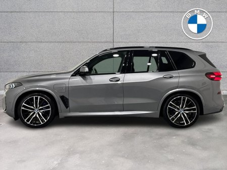 2025 BMW X5 xDrive50e M Sport €105,950