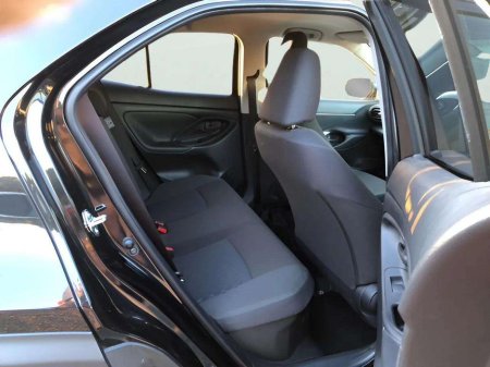 2022 Toyota Yaris Cross 1.5 HYBRID G Only 7000 Miles €26,995 thumbnail