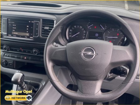 2021 Opel Vivaro Sportive 1.5 L1 H1 120PS - Check out our Reviews €22,940