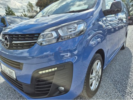 2022 Opel Vivaro PNLV SPTVL2H1-145PS €25950 inc vat €21,097