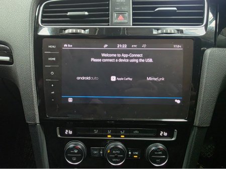 2017 Volkswagen Golf Highline 1.4 TSI DSG €18,250 thumbnail