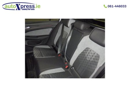 2023 Volkswagen Golf TDI R-LINE Low mileage €36,995