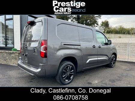 2020 Citroen Berlingo 1.5 BLUEHDI DRIVER 950 KG AUTOMATIC 130 BHP XL,LONG WHEEL BASE,METALLIC GREY,REVERSE CAMERA,FRONT AND REAR PARK SENSORS,FACTORY COLOUR CODED,APPLE CAR PLAY,NEW TIMING CHAIN,*NO VAT*READ ADD €12,850 thumbnail