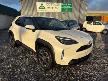 2022 Toyota Yaris Cross  €26,950 thumbnail