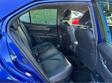 2019 Toyota Camry WS AUTOMATIC HYBRID 2.5 PETROL //MASSIVE SPEC//FULL LEATHER ELECTRIC HEATED SEATS//JBL SOUND//KEYLESS ENTRY//ADAPTIVE CRUISE CONTROL// thumbnail