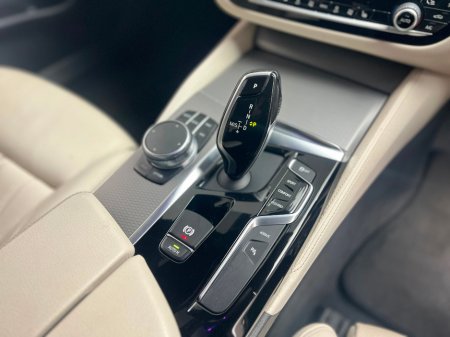 2018 BMW 5 Series 530E M SPORT €26,990 thumbnail