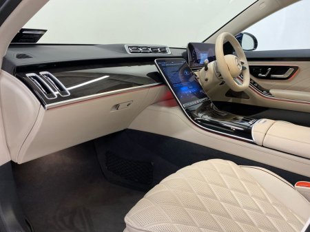 2025 Mercedes-Benz S Class S 580 e AMG Line | Long Wheel Base, Electric Panoramic Sunroof, Reversing Camera, 360-degree Reversing Camera €144,950 thumbnail
