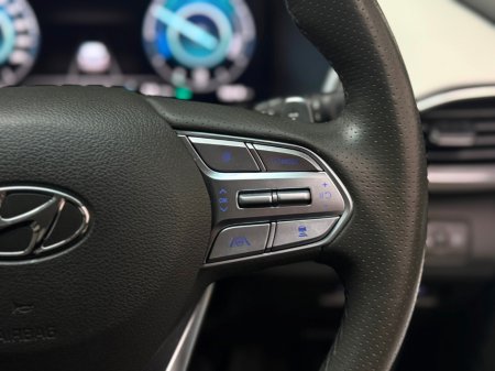 2022 Hyundai Santa Fe 1.6 PHEV *7 SEATER* €39,990 thumbnail