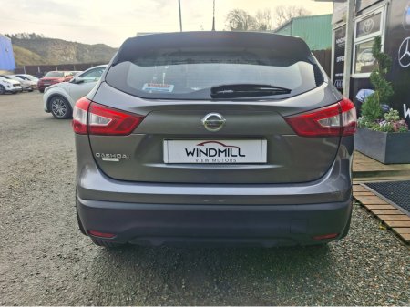 2016 Nissan Qashqai 1.6 DSL XE 4X4 VAN E6 4DR thumbnail