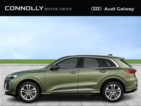 2026 Audi Q5 €699 p/m - S-LINE E-HYBRID QUATTRO A/T €80,495