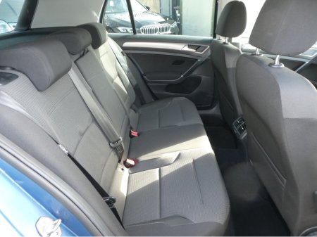 2015 Volkswagen Golf with NCT €13,950 thumbnail