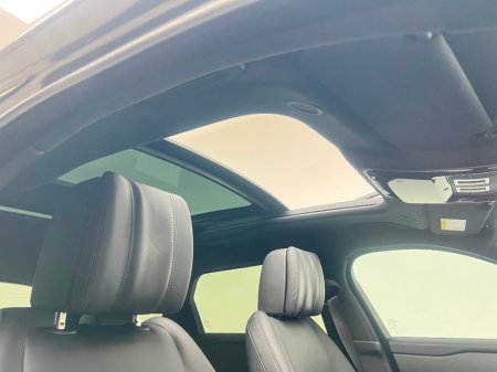 2024 Land Rover Range Rover Velar DYNAMIC HSE €64,990 thumbnail