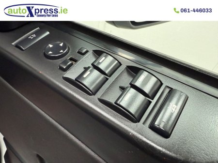 2011 Land Rover Range Rover Rangerover 4.4 TDV8 Vogue Auto €18,995 thumbnail