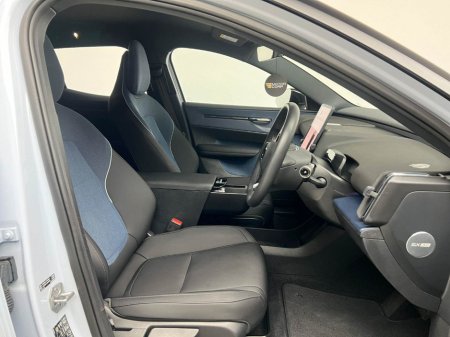 2024 Volvo EX30 PLUS PERFORMANCE AWD 69KWH 422HP €34,990 thumbnail