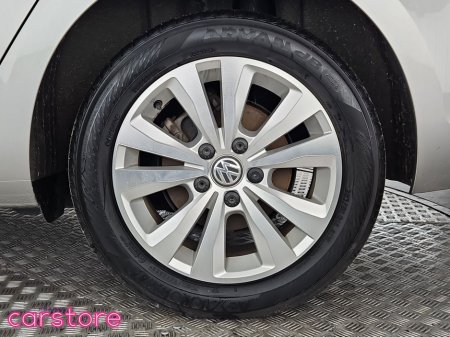 2016 Volkswagen Golf 1.2 TSI Auto Estate €15,880 thumbnail