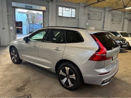 2023 Volvo XC60 T6 PHEV PLUS DARK AWD 5DR AUTO €39,750 thumbnail