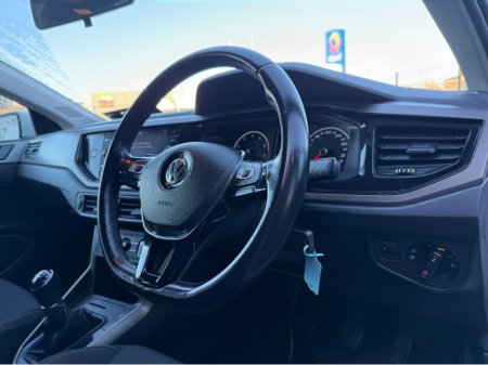 2020 Volkswagen Polo R-LINE 1.0P TSI **GREAT SPEC** €17,950 thumbnail