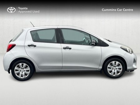 2015 Toyota Yaris YARIS 1.0 5DR TERRA MC €9,950 thumbnail