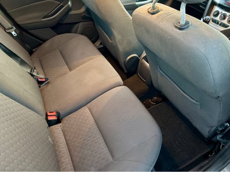 2014 Ford Focus 2014MY EDITION 1.6 TDCI 95PS 4DR €3,950 thumbnail