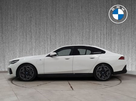 2024 BMW 5 Series 530e M Sport €65,995